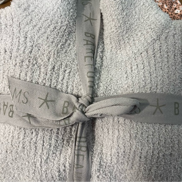 Barefoot Dreams Gray Teddy shirt lounge with 3/4-Zip and Standing Collar l/xl - Picture 3 of 9